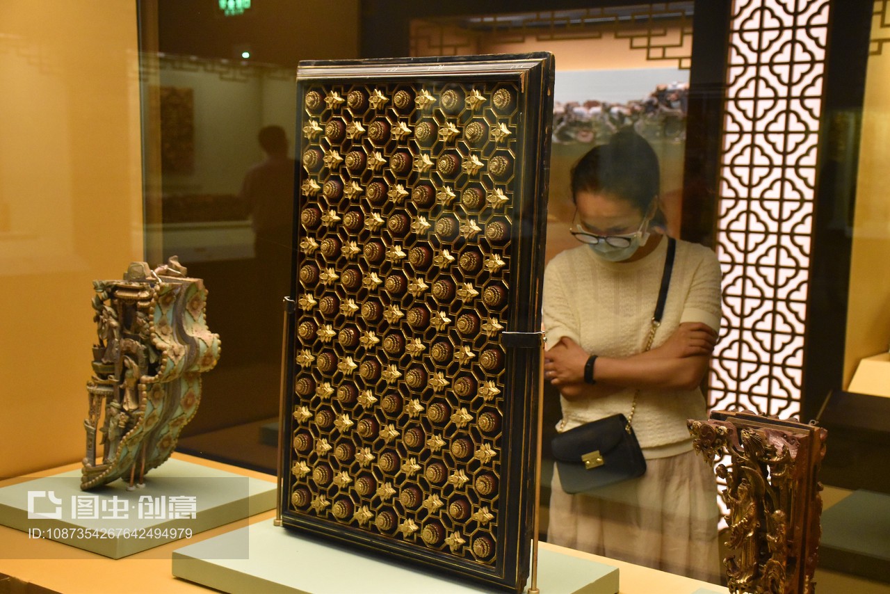 北京:&ldquo;雕繪乾坤&rdquo;潮州木雕在國家博物館展出